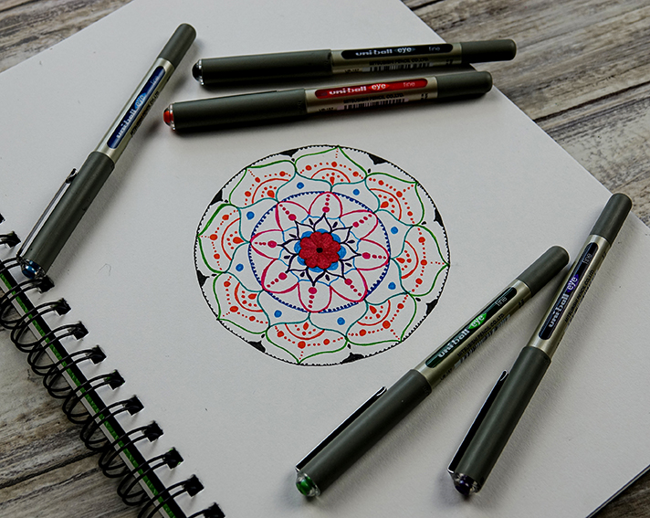 How to make a colourful mandala with Eye Fine pens