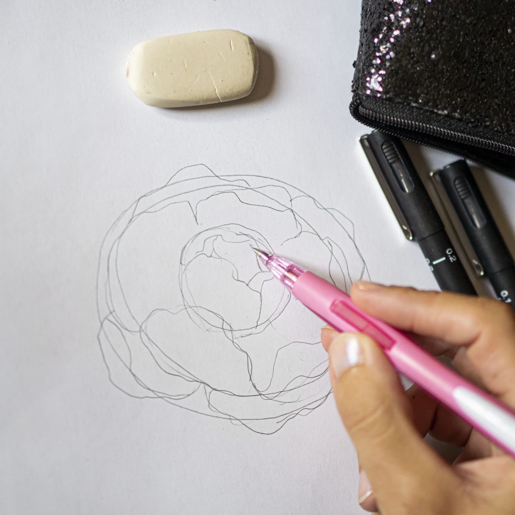 Draw a beautiful flower with uni-PIN pens